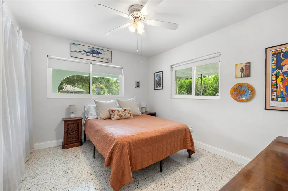 1512 COUNTRY LANE W Clearwater, FL 33759