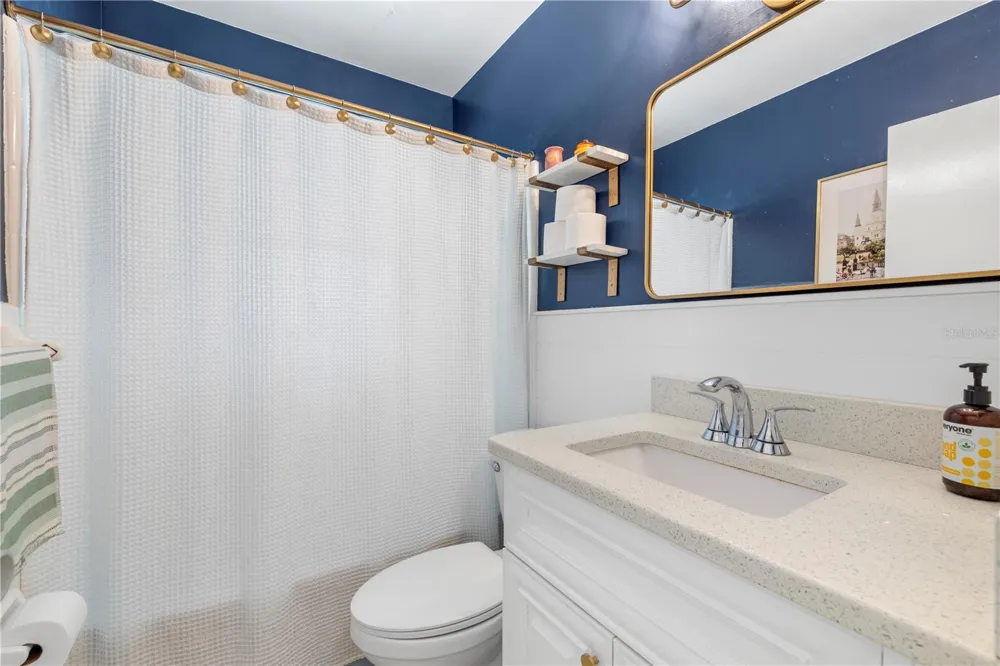 1512 COUNTRY LANE W Clearwater, FL 33759