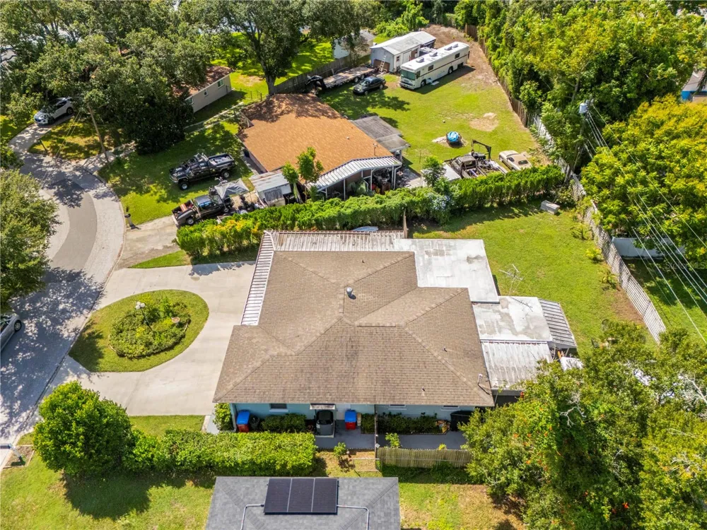 1512 COUNTRY LANE W Clearwater, FL 33759