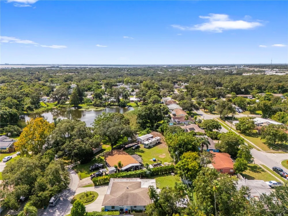 1512 COUNTRY LANE W Clearwater, FL 33759