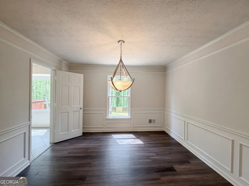 4479 Alpine CT Snellville, GA 30039