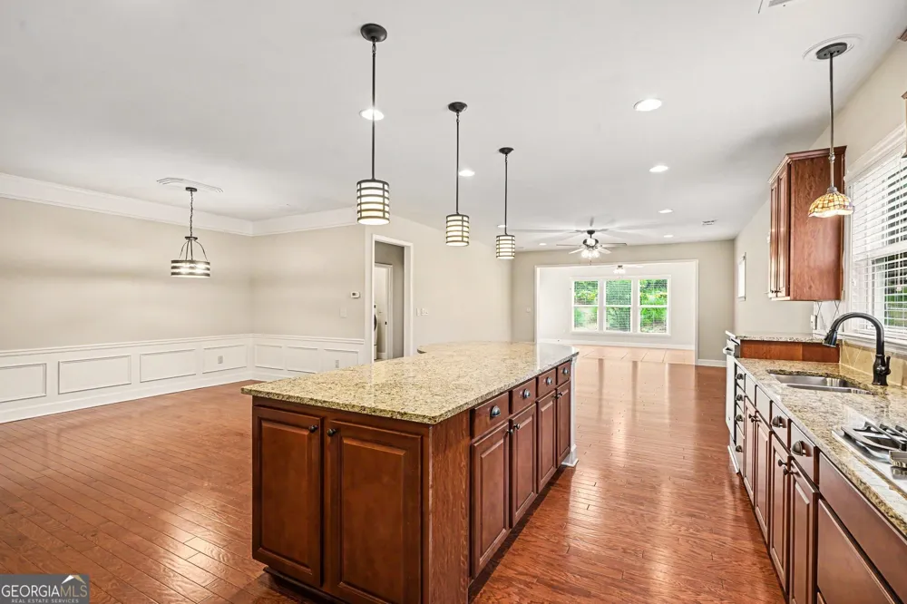 102 Crape Myrtle DR Griffin, GA 30223