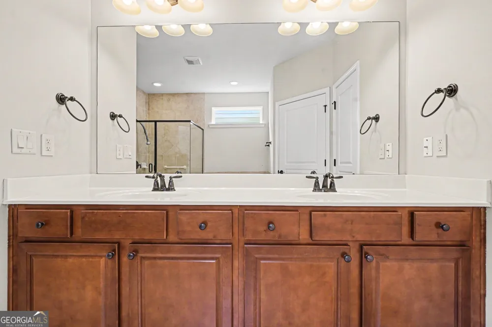 102 Crape Myrtle DR Griffin, GA 30223