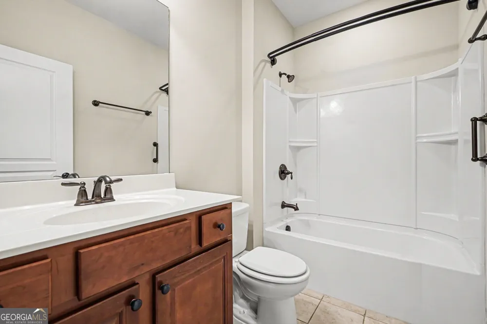102 Crape Myrtle DR Griffin, GA 30223