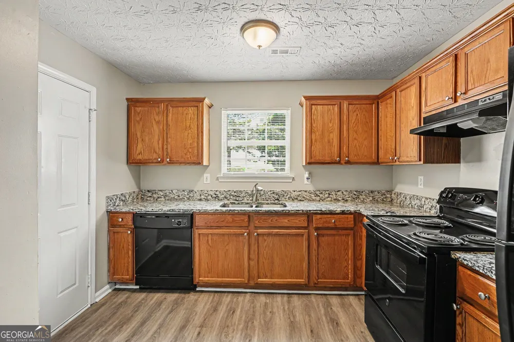 35 Arnold WAY Covington, GA 30016