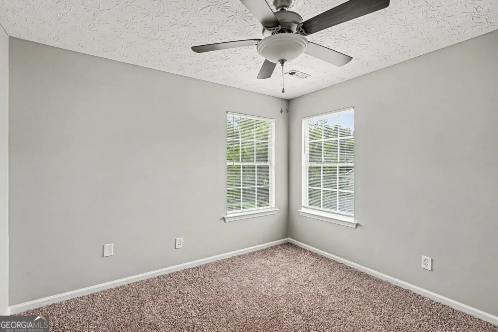 35 Arnold WAY Covington, GA 30016