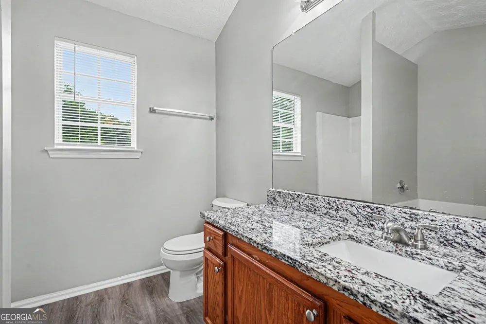 35 Arnold WAY Covington, GA 30016