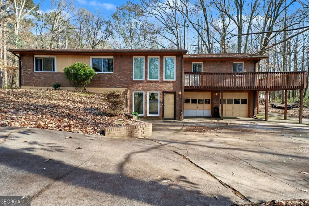 134 Hidden Valley RD Fayetteville, GA 30214