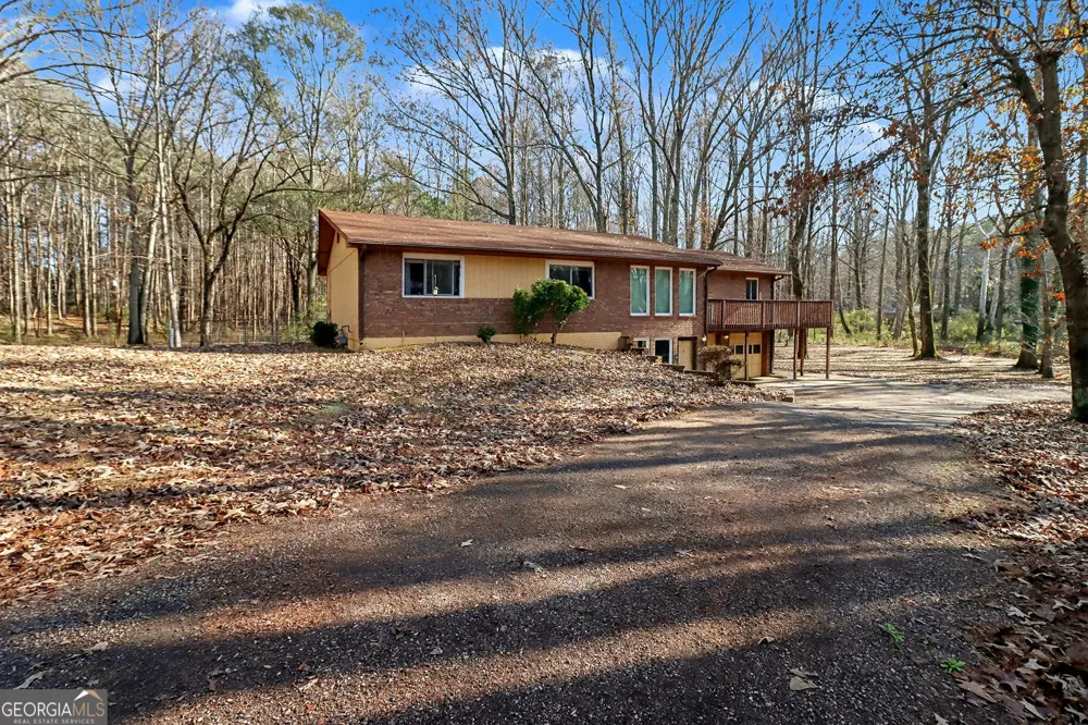 134 Hidden Valley RD Fayetteville, GA 30214