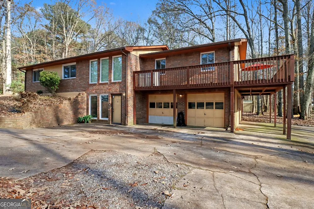 134 Hidden Valley RD Fayetteville, GA 30214