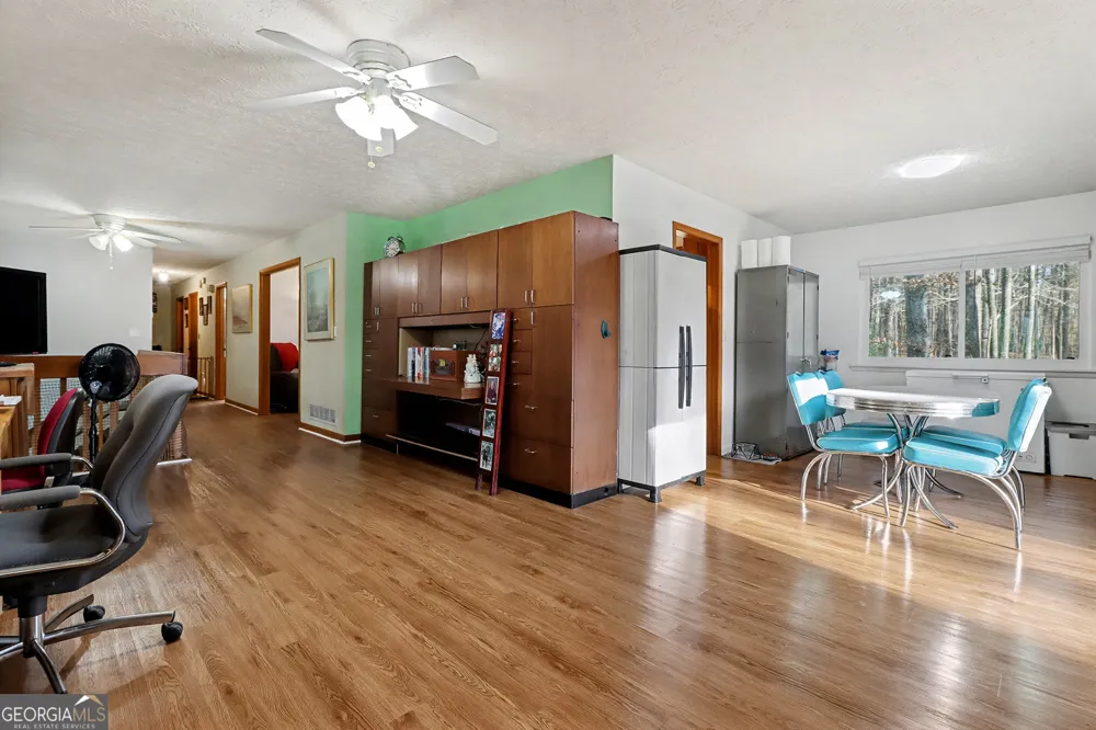 134 Hidden Valley RD Fayetteville, GA 30214