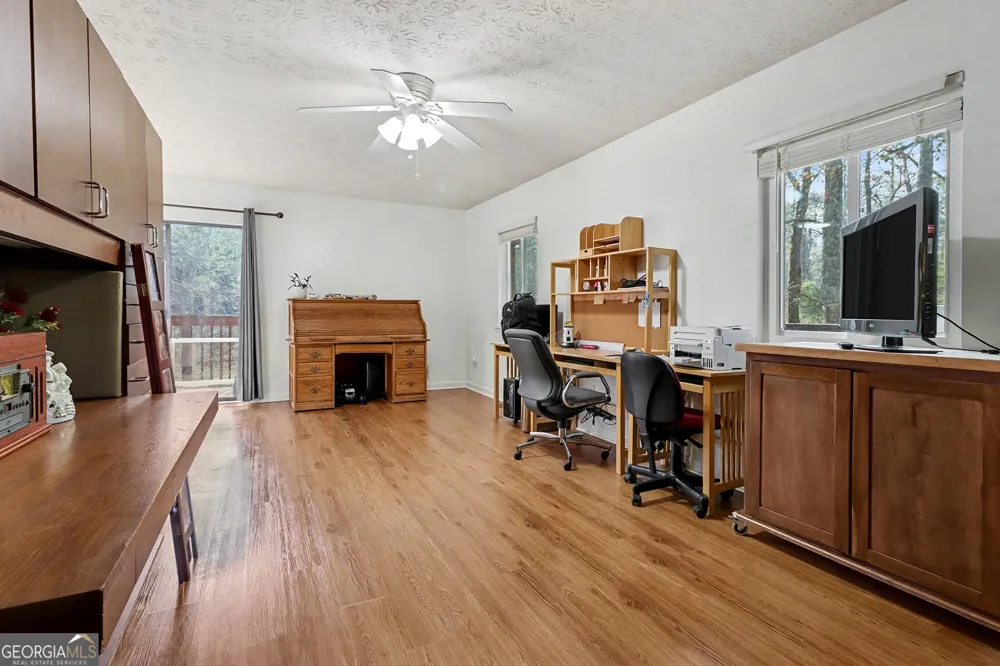 134 Hidden Valley RD Fayetteville, GA 30214