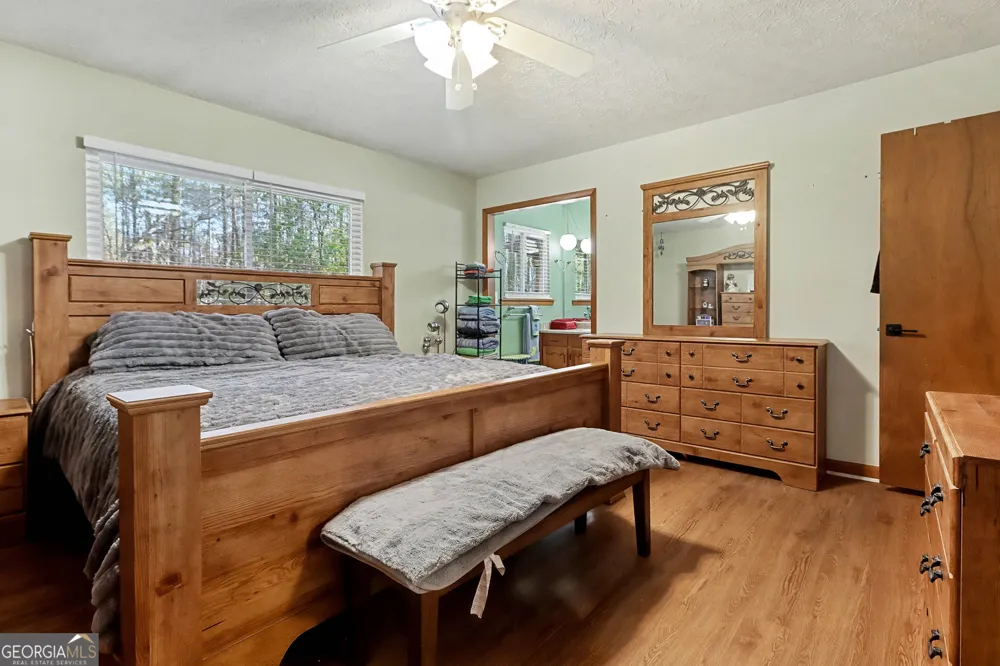 134 Hidden Valley RD Fayetteville, GA 30214
