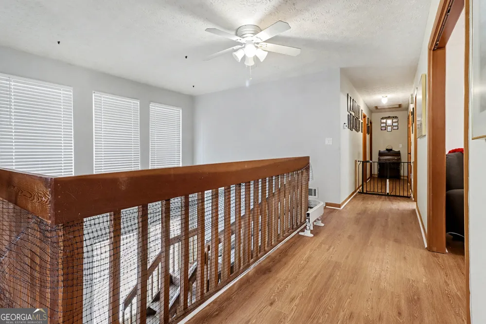 134 Hidden Valley RD Fayetteville, GA 30214