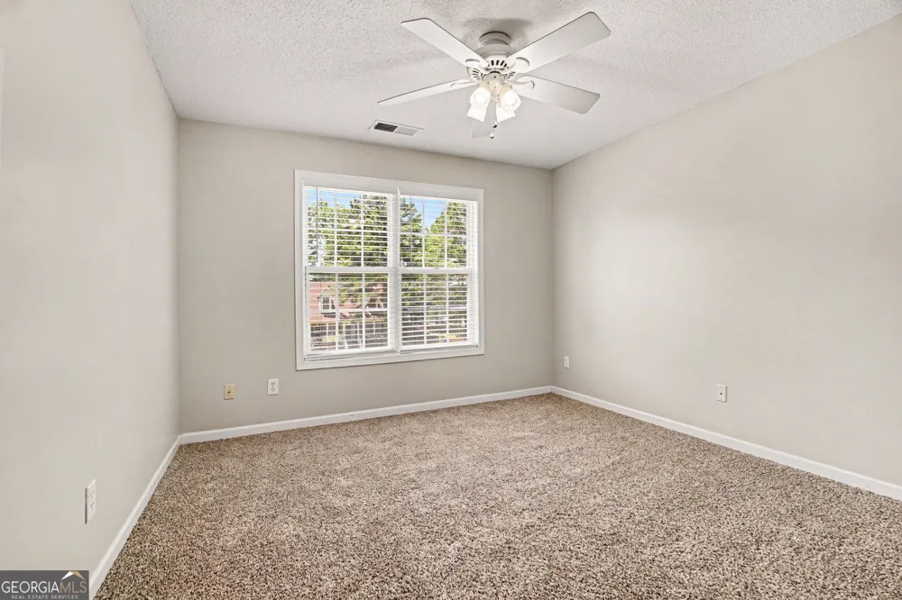 165 Normandy DR Fayetteville, GA 30214