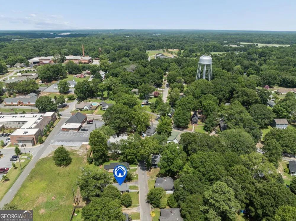 108 3rd ST Monroe, GA 30655