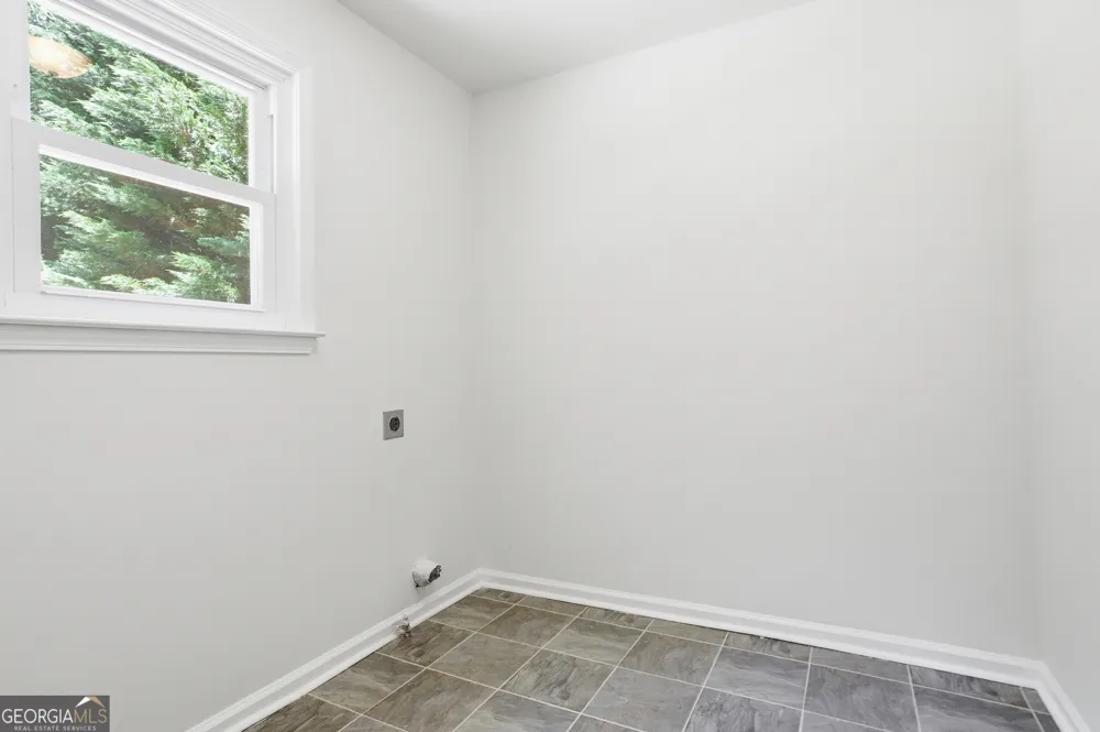 249 Serenoa DR Canton, GA 30114