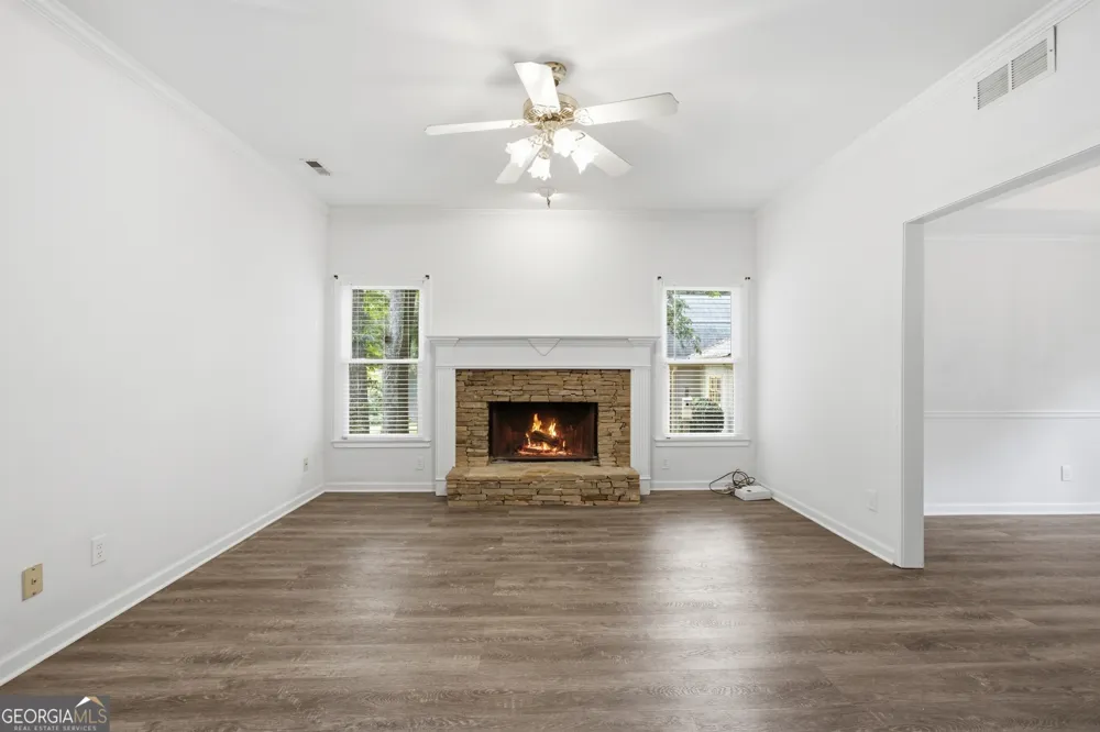 2084 York River WAY Suwanee, GA 30024