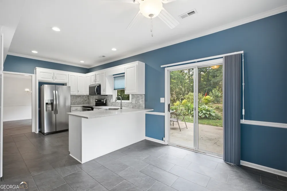 2084 York River WAY Suwanee, GA 30024