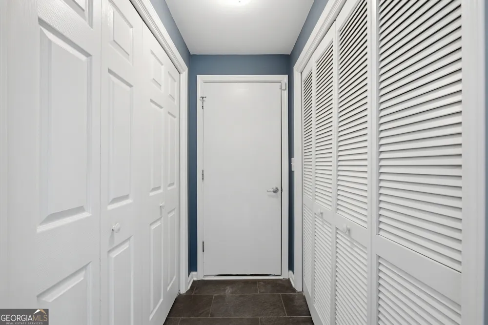 2084 York River WAY Suwanee, GA 30024