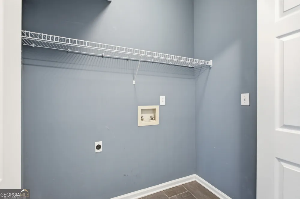 2084 York River WAY Suwanee, GA 30024