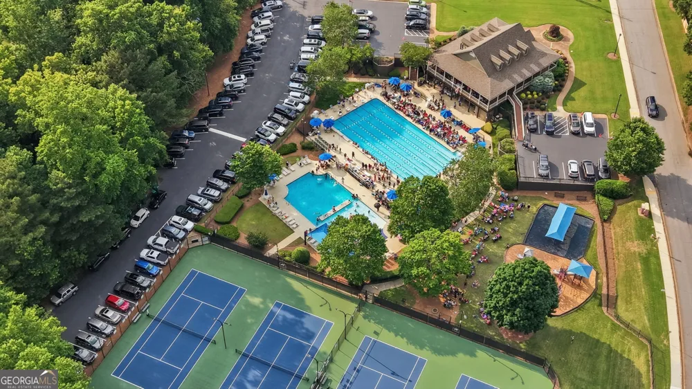 2084 York River WAY Suwanee, GA 30024