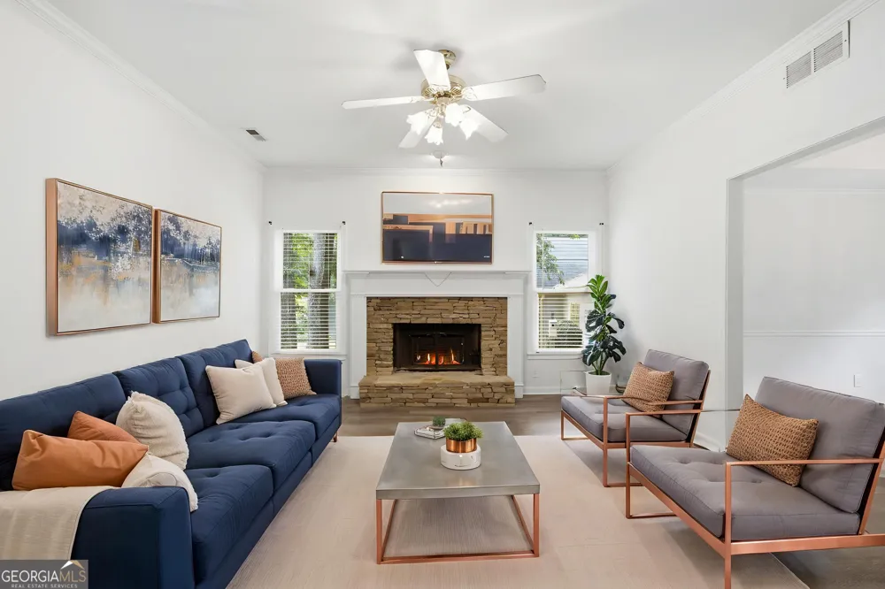 2084 York River WAY Suwanee, GA 30024