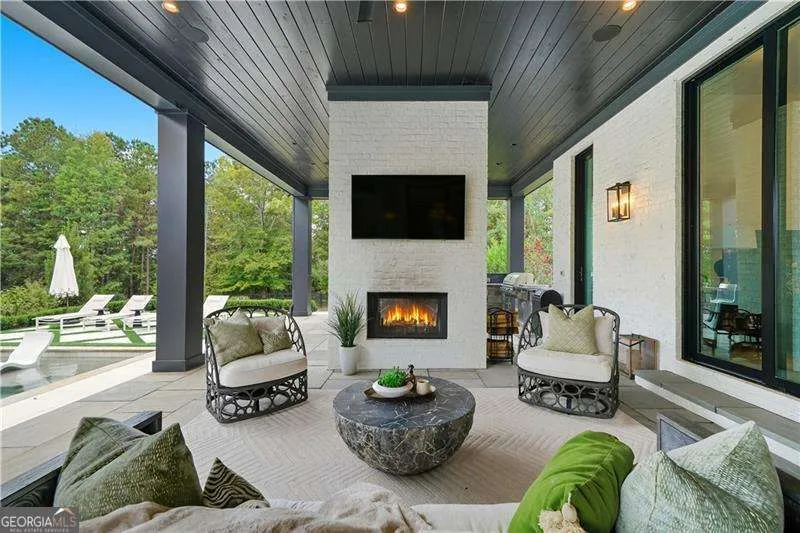 715 Lawson DR Canton, GA 30115