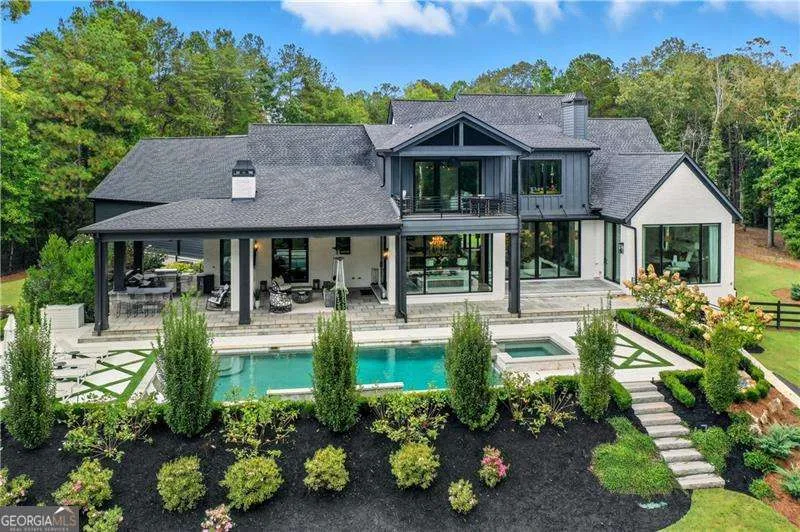 715 Lawson DR Canton, GA 30115