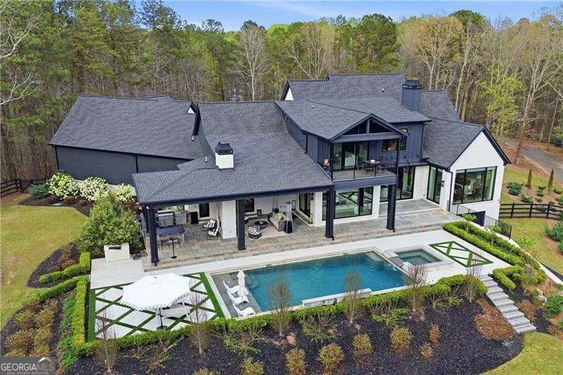 715 Lawson DR Canton, GA 30115