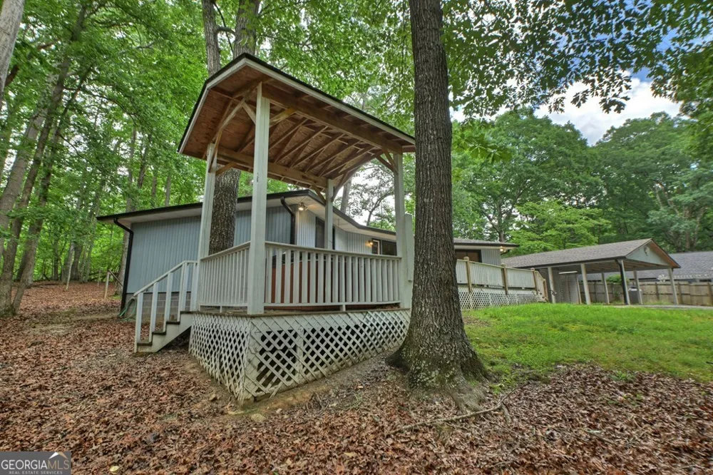 1076 Riverview DR Ellijay, GA 30540