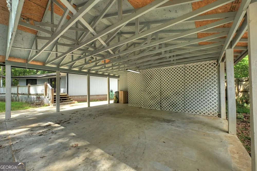 1076 Riverview DR Ellijay, GA 30540