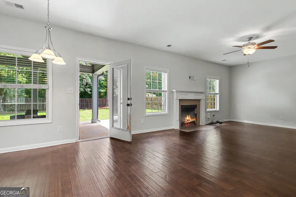329 Briandwood DR Newnan, GA 30265