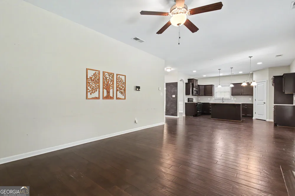 329 Briandwood DR Newnan, GA 30265