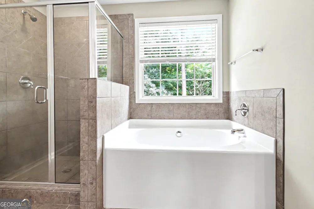 329 Briandwood DR Newnan, GA 30265
