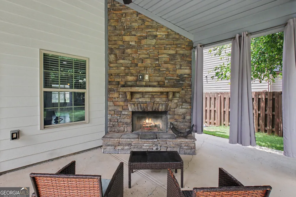 329 Briandwood DR Newnan, GA 30265