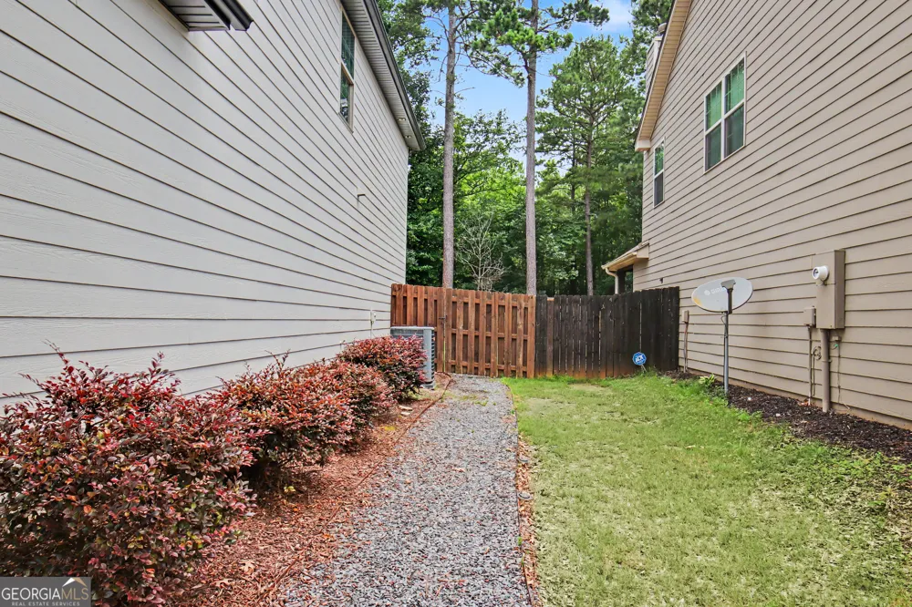 329 Briandwood DR Newnan, GA 30265