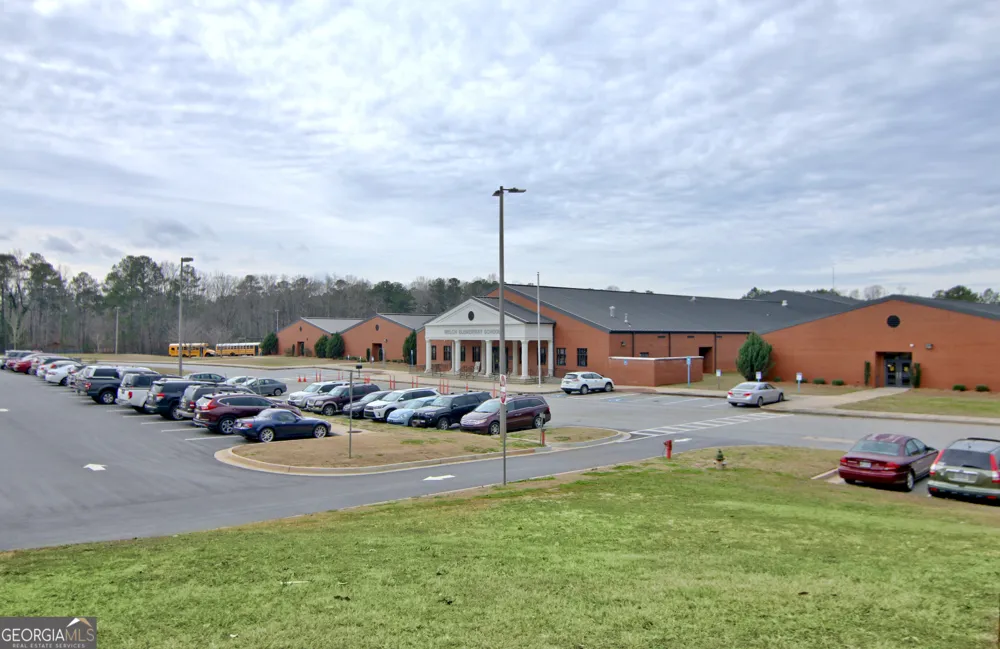 329 Briandwood DR Newnan, GA 30265