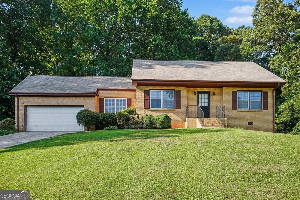 7317 Deerwood DR Riverdale, GA 30296
