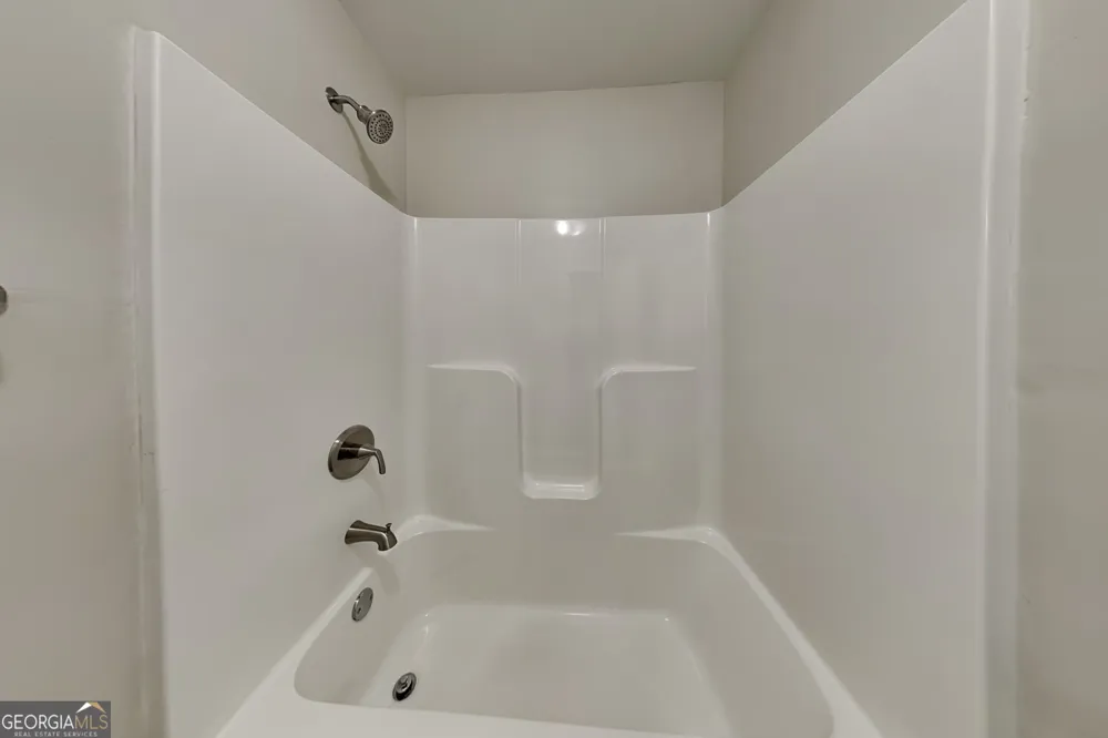 20 Daniel LN Covington, GA 30014