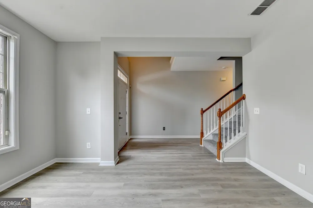 3473 Fallen Oak DR Buford, GA 30519
