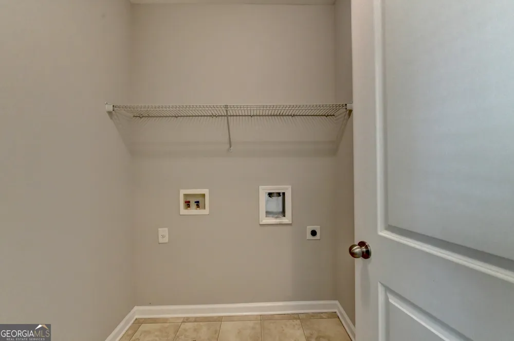 3473 Fallen Oak DR Buford, GA 30519