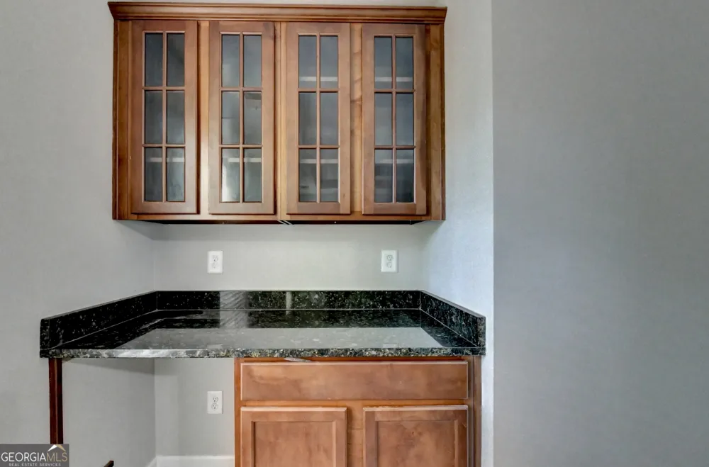 3473 Fallen Oak DR Buford, GA 30519
