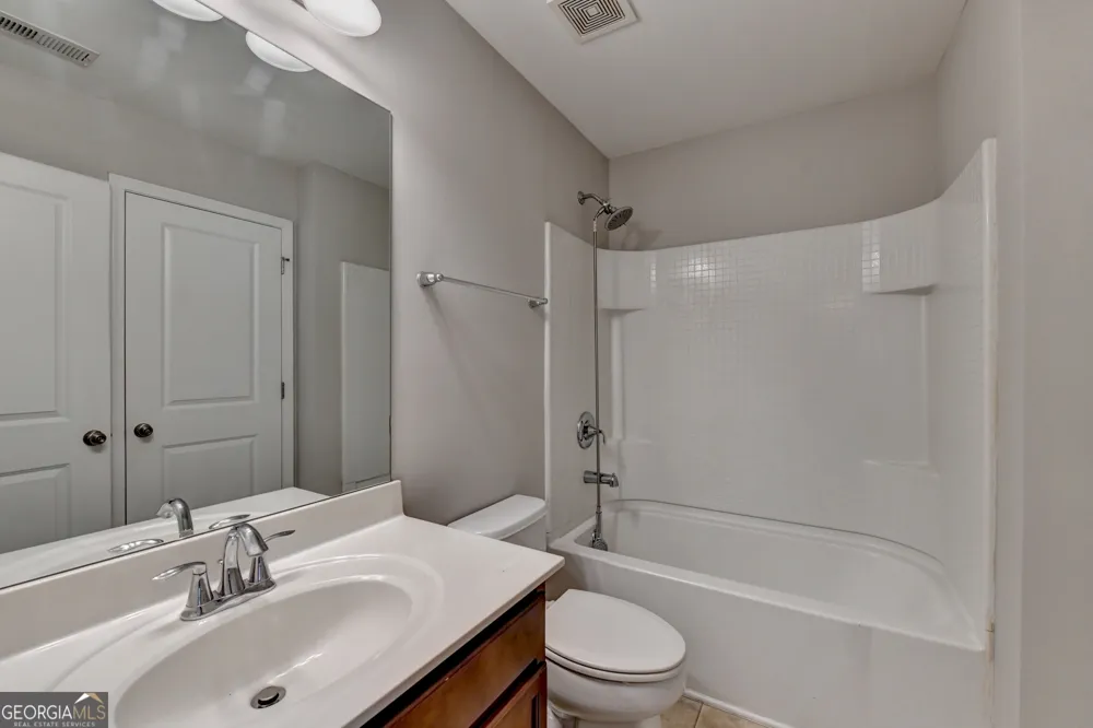 3473 Fallen Oak DR Buford, GA 30519