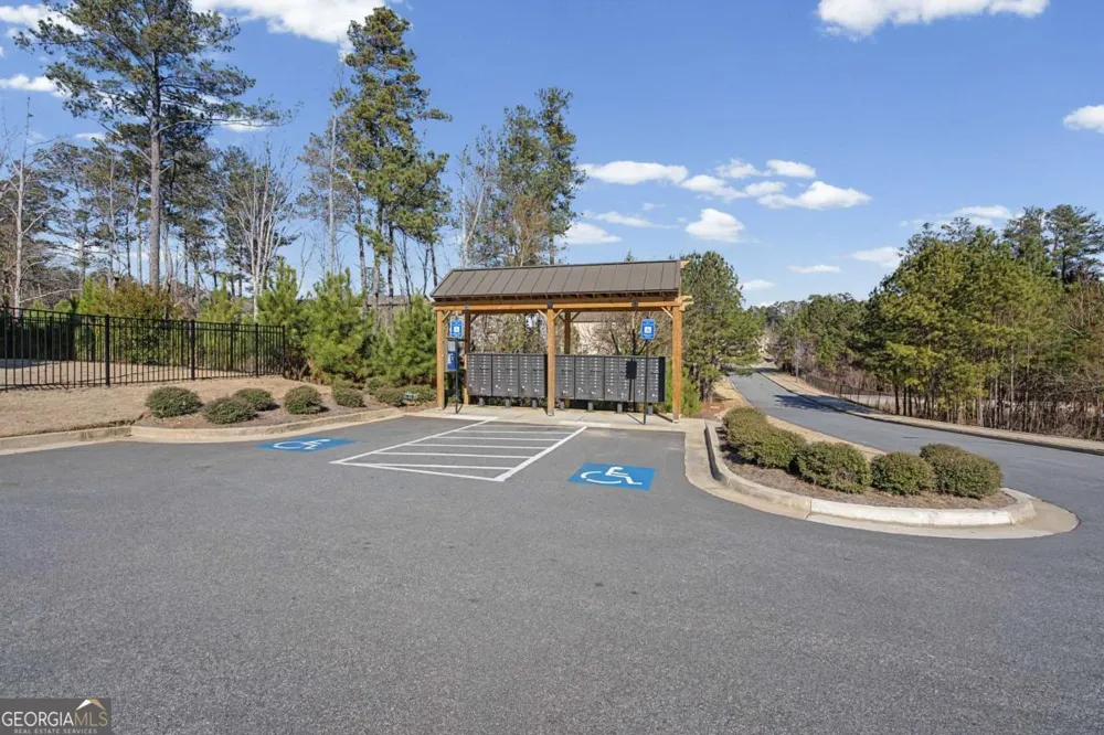 669 Fairway DR Acworth, GA 30101