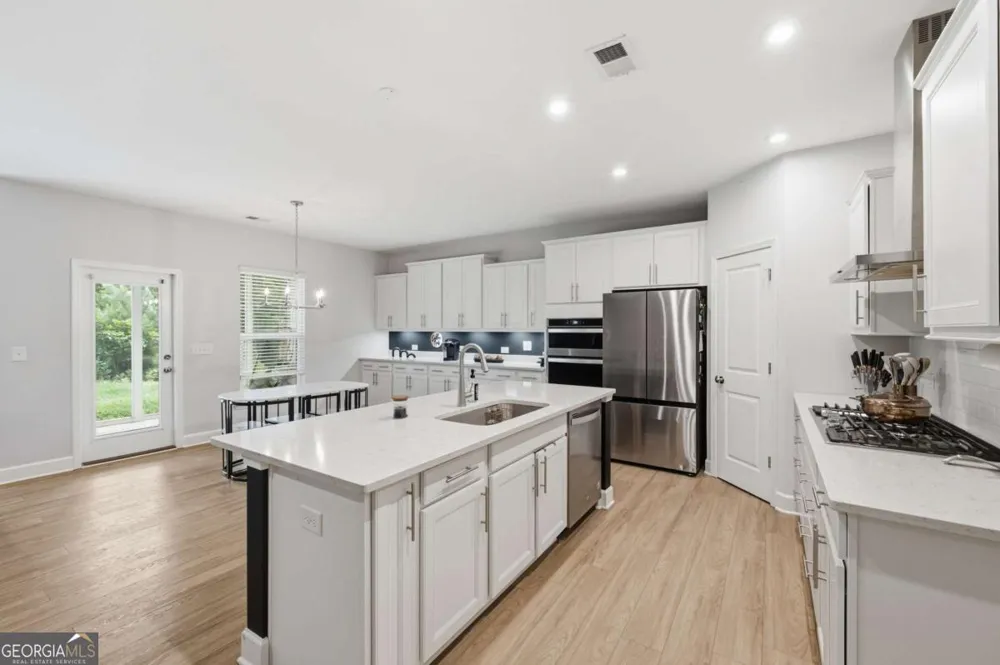 669 Fairway DR Acworth, GA 30101
