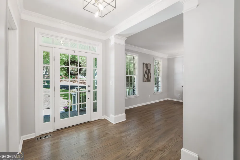 3060 Burlingame DR Roswell, GA 30075