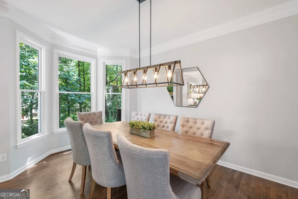 3060 Burlingame DR Roswell, GA 30075