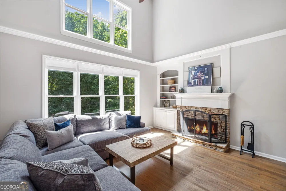 3060 Burlingame DR Roswell, GA 30075