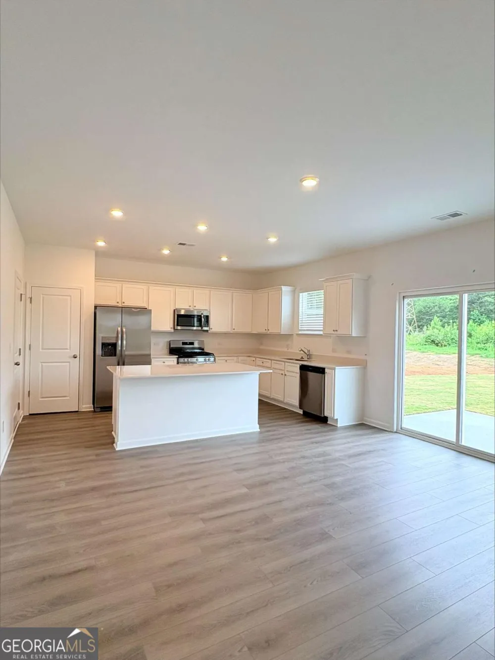 168 Hal CT Winder, GA 30680